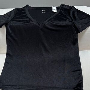 GAP Women's Short Sleeve Black Tee